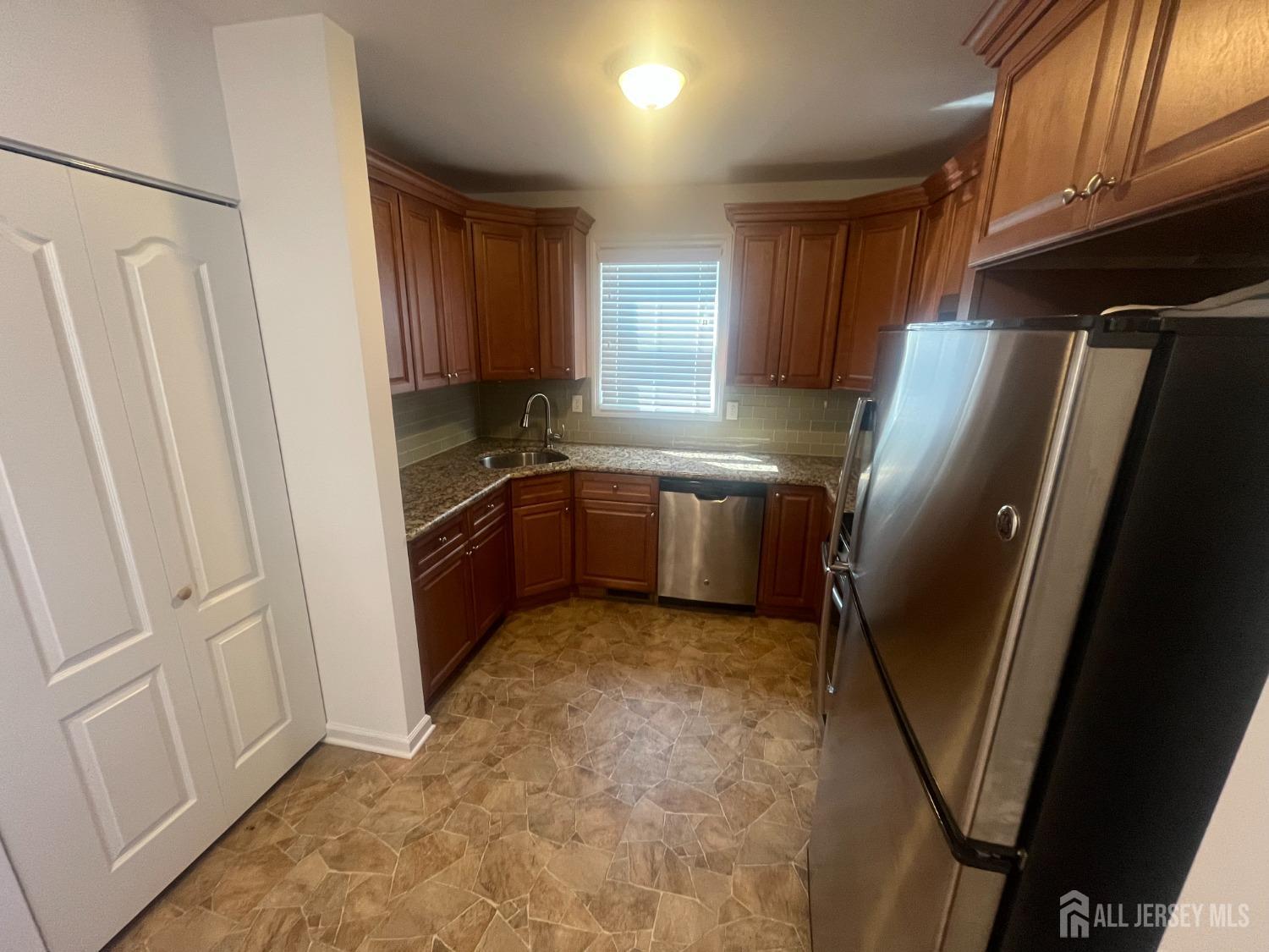 16 E Kupsch Street # B, Sayreville NJ 08872 - View 5