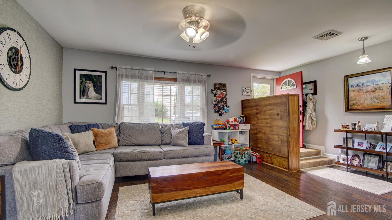 27 Carlton Avenue, Monroe NJ 08831 - View 4