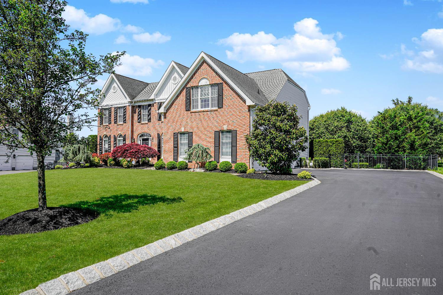5 Bridle Court, Monroe NJ 08831 - View 2