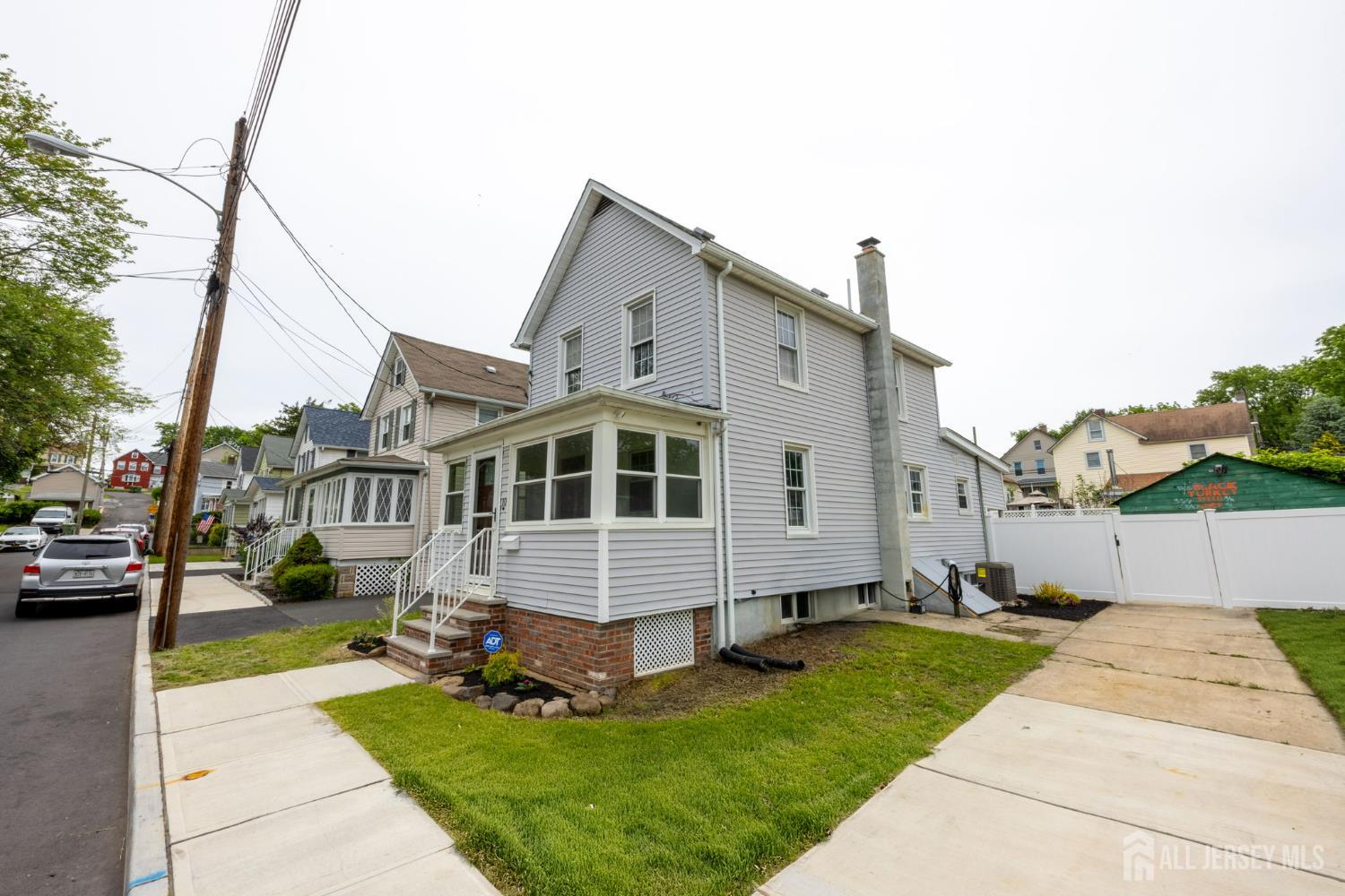 10 Albert Street, Sayreville NJ 08872 - View 2