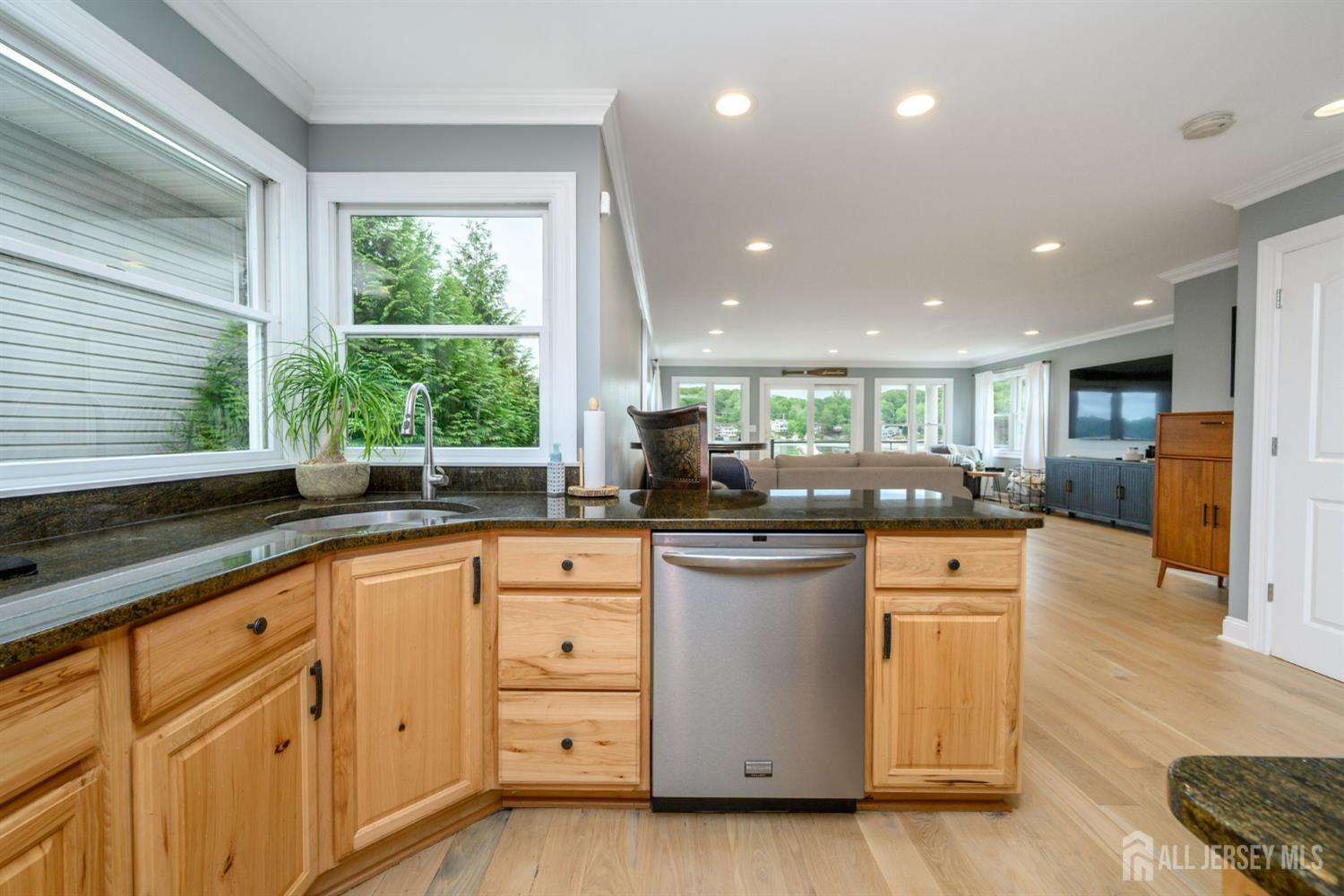 307 Squaw Trail, Hopatcong NJ 07821 - View 5