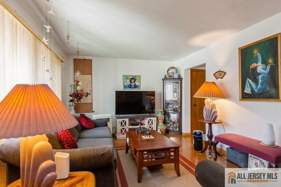 5 Berkley Boulevard, Iselin NJ 08830 - View 2