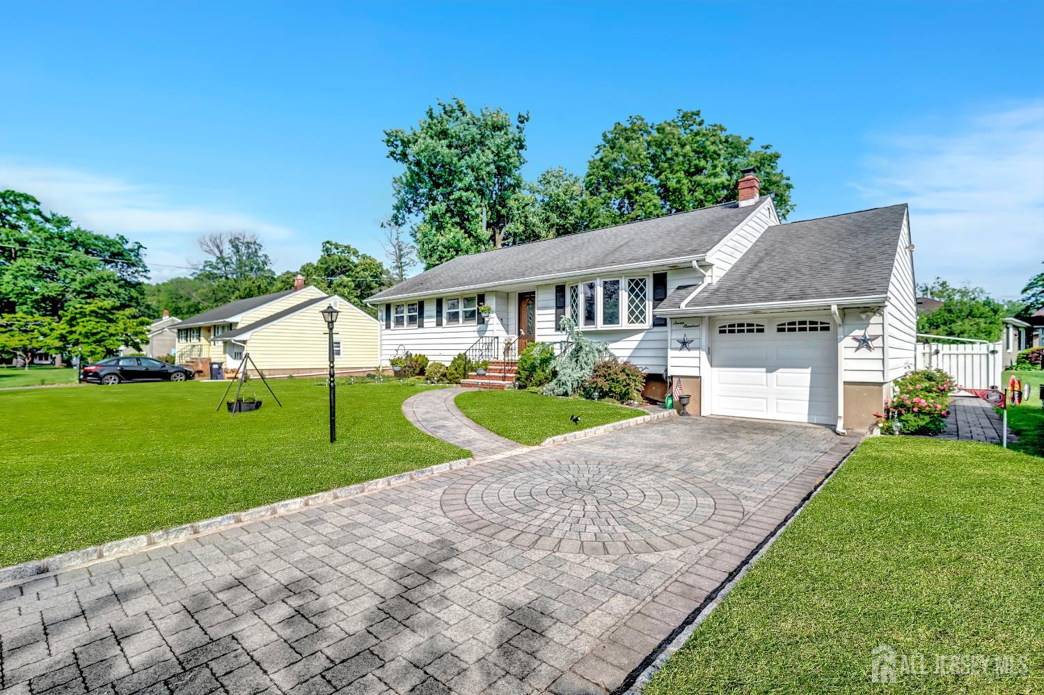 700 Sunbrite Lane, Piscataway NJ 08854 - View 2
