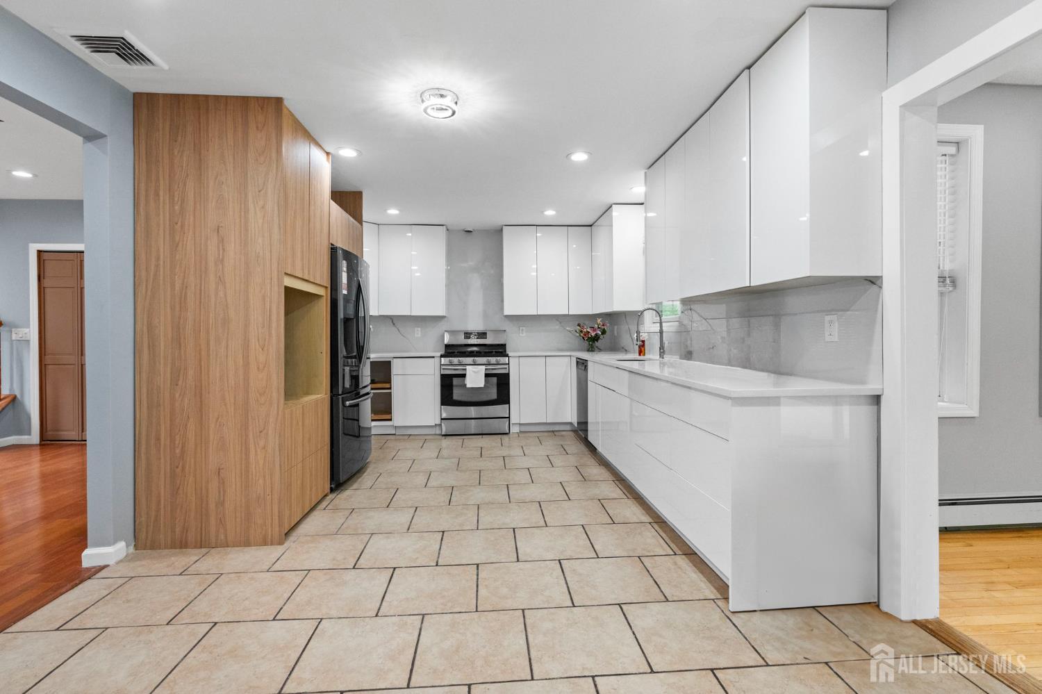 6 Highland Avenue, Piscataway NJ 08854 - View 2