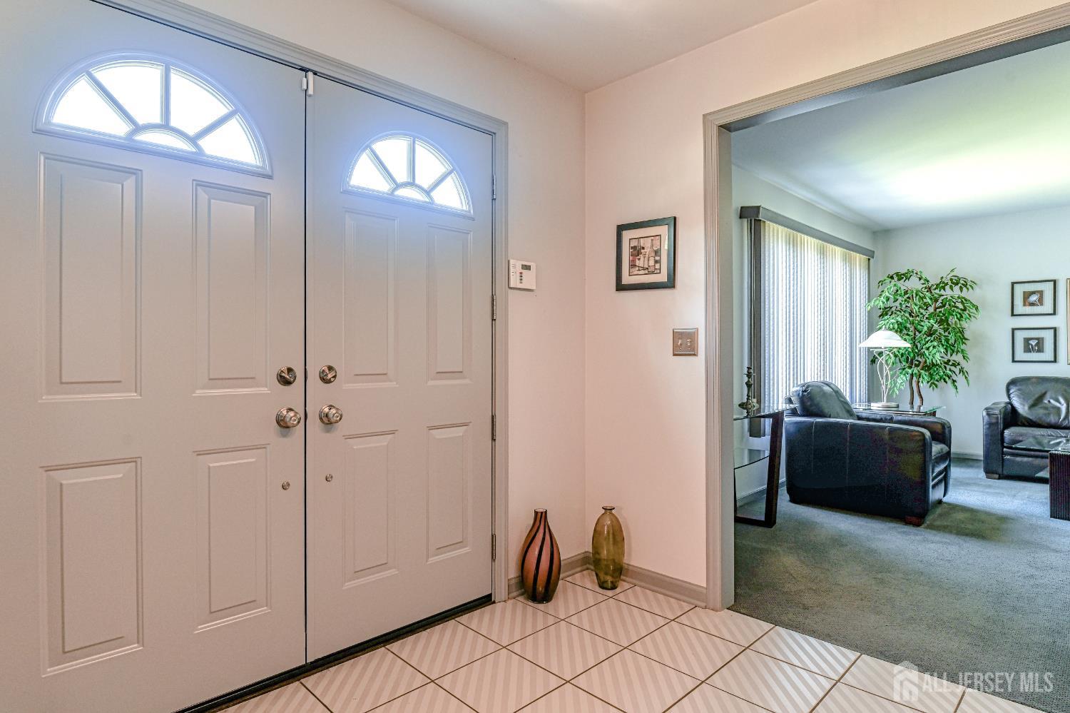 38 Silver Hollow, North Brunswick NJ 08902 - View 5