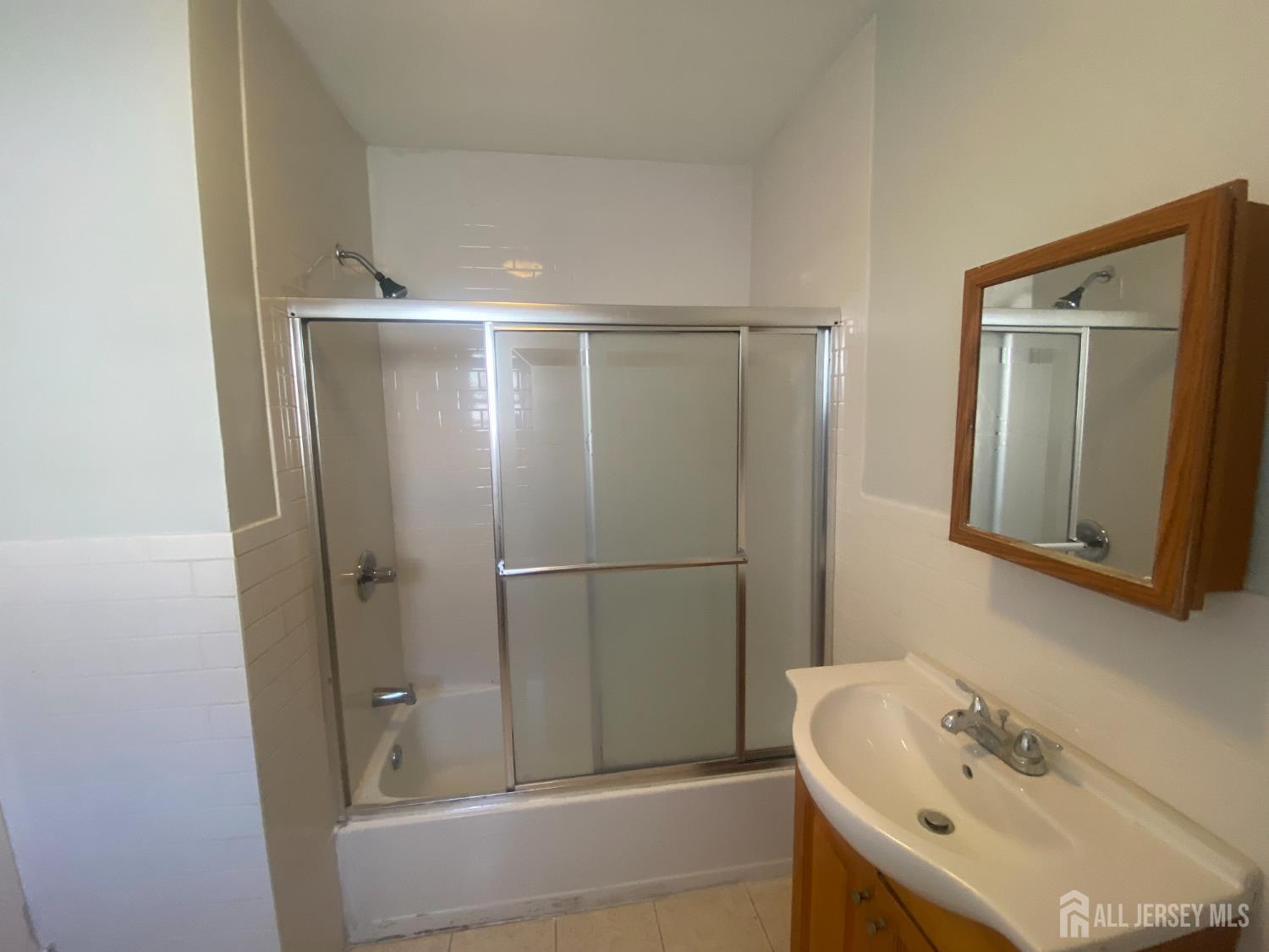 155 livingston Avenue, New Brunswick NJ 08901 - View 5