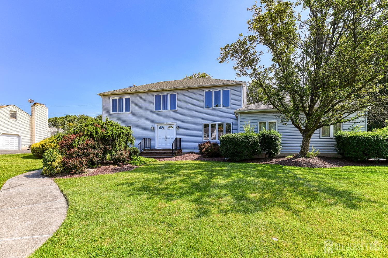 38 Silver Hollow, North Brunswick NJ 08902 - View 4