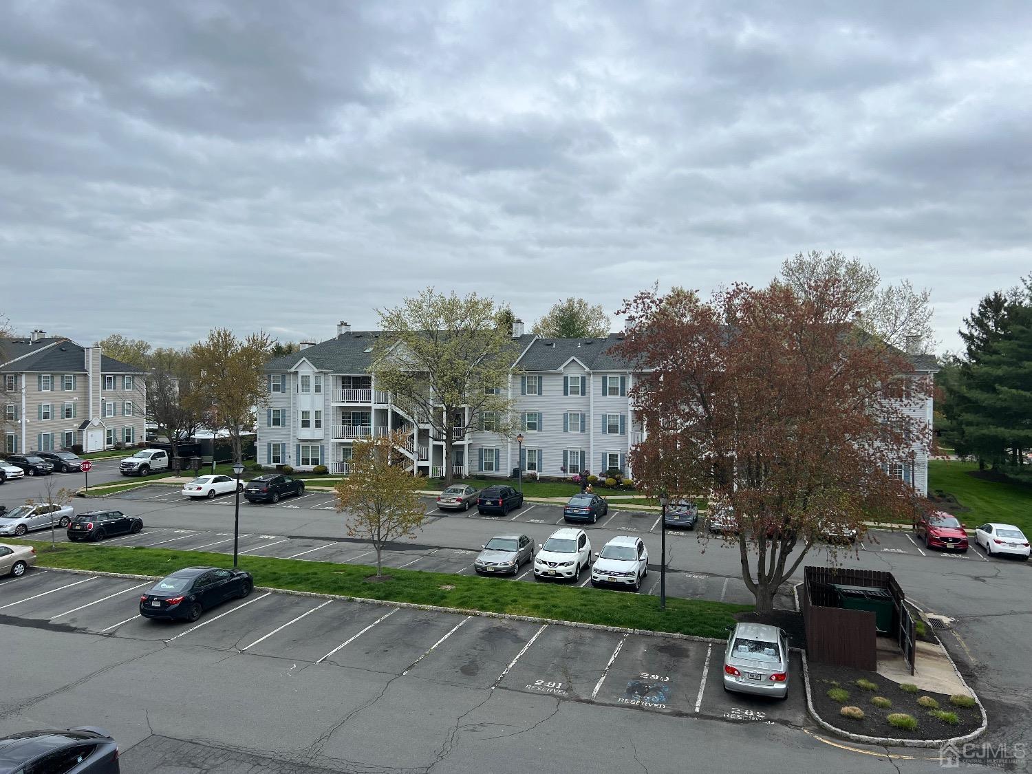 262 Kempsey Drive, North Brunswick NJ 08902 - View 2