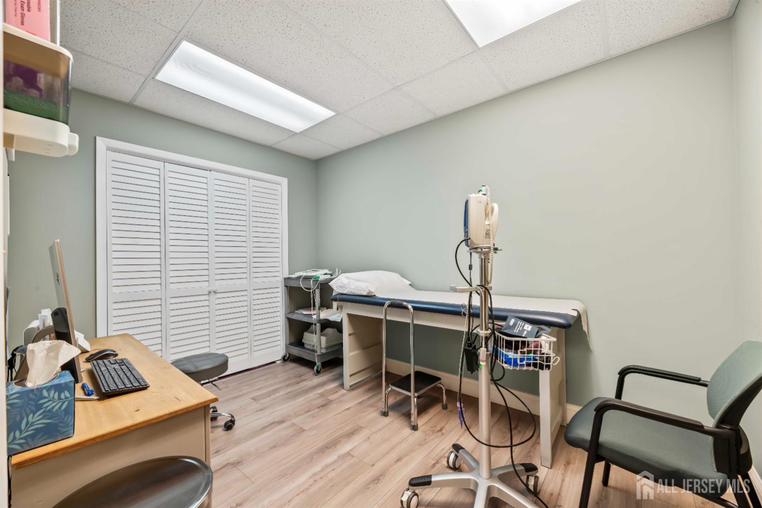 1598 Us Highway 130, North Brunswick, NJ, 08902