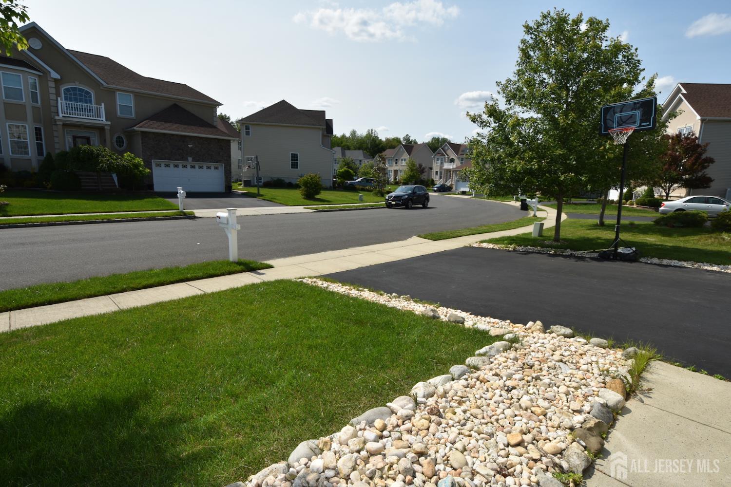 3 Maxwell Road, Monroe NJ 08831 - View 4