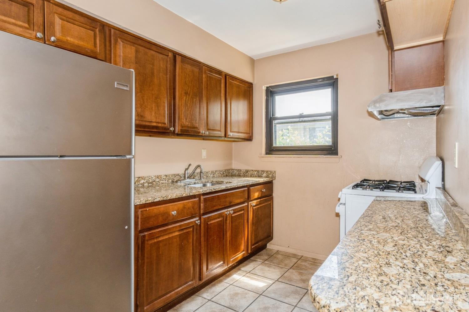 401 Us Highway 22 Road, North Plainfield NJ 07060 - View 3