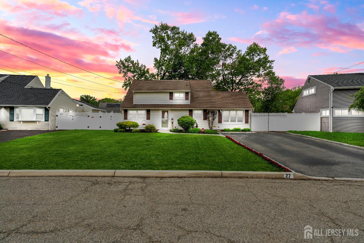27 Sunrise Road, Old Bridge NJ 08857 - View 2
