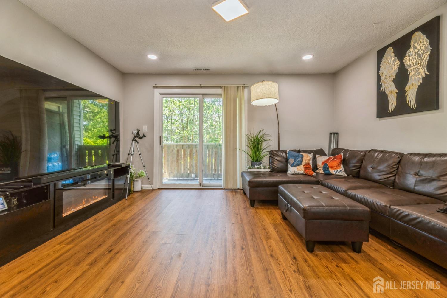 5208 Ravens Crest Drive, Plainsboro NJ 08536 - View 4