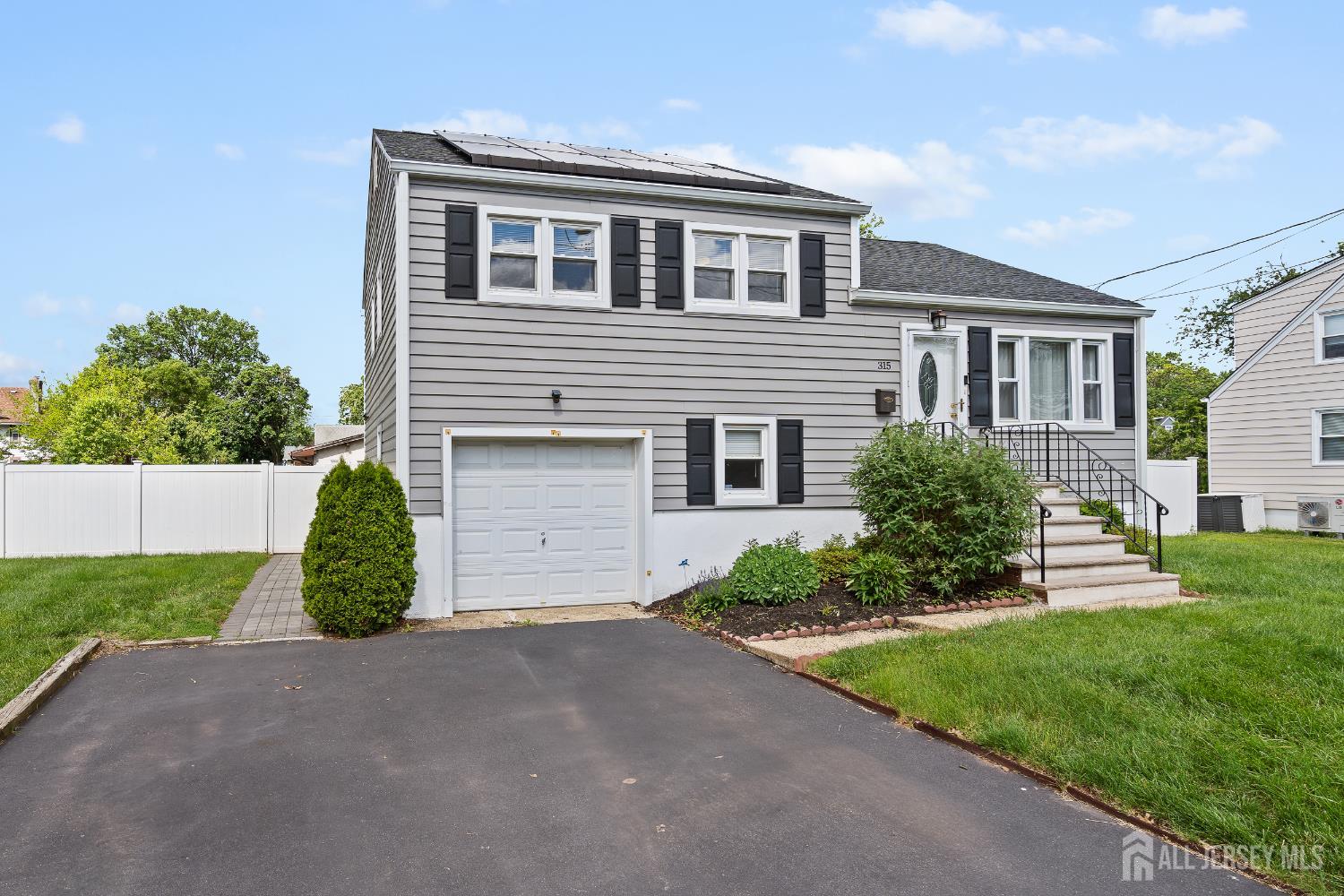 315 D Street, Middlesex NJ 08846 - View 2