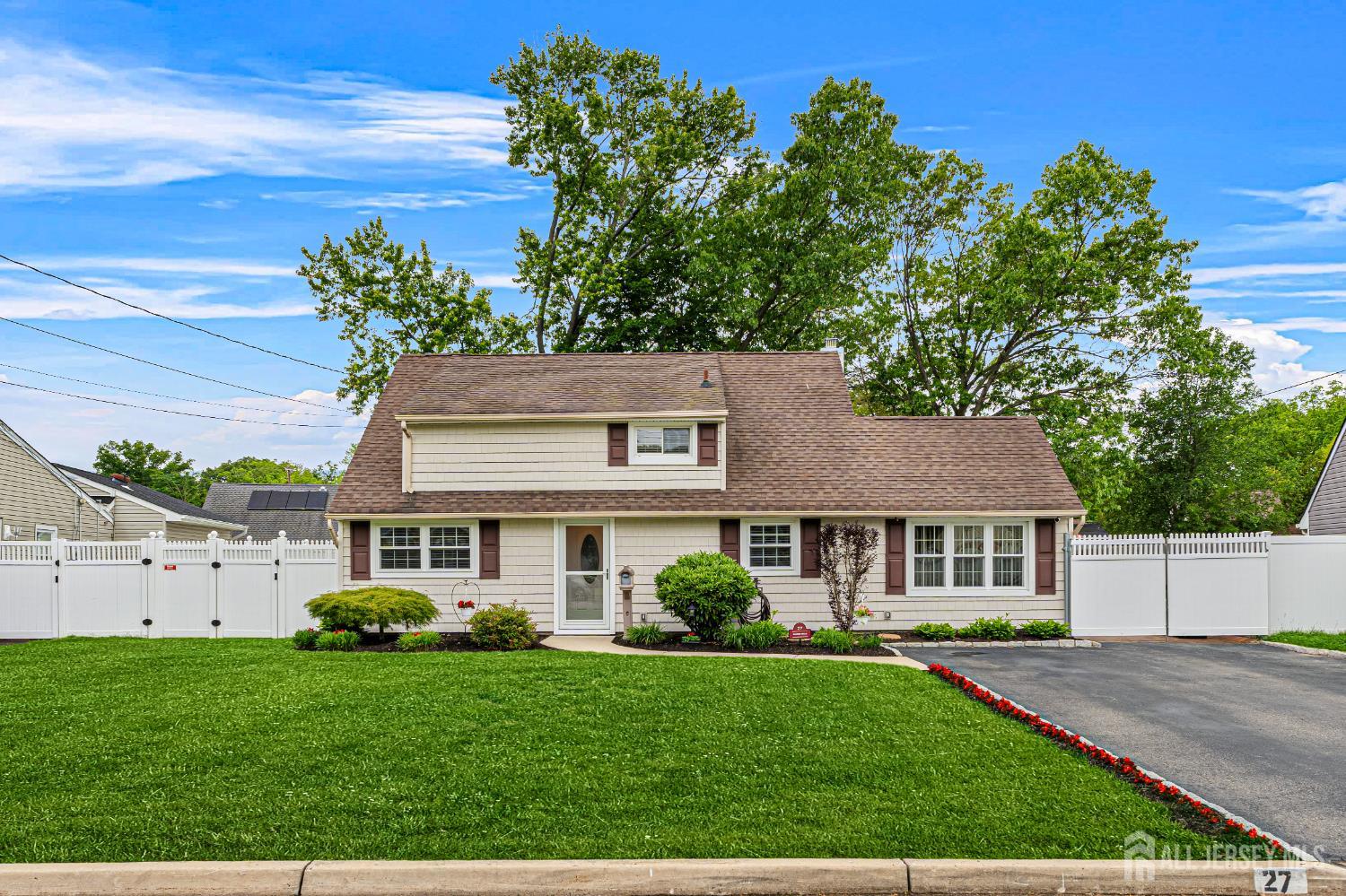 27 Sunrise Road, Old Bridge NJ 08857 - View 4