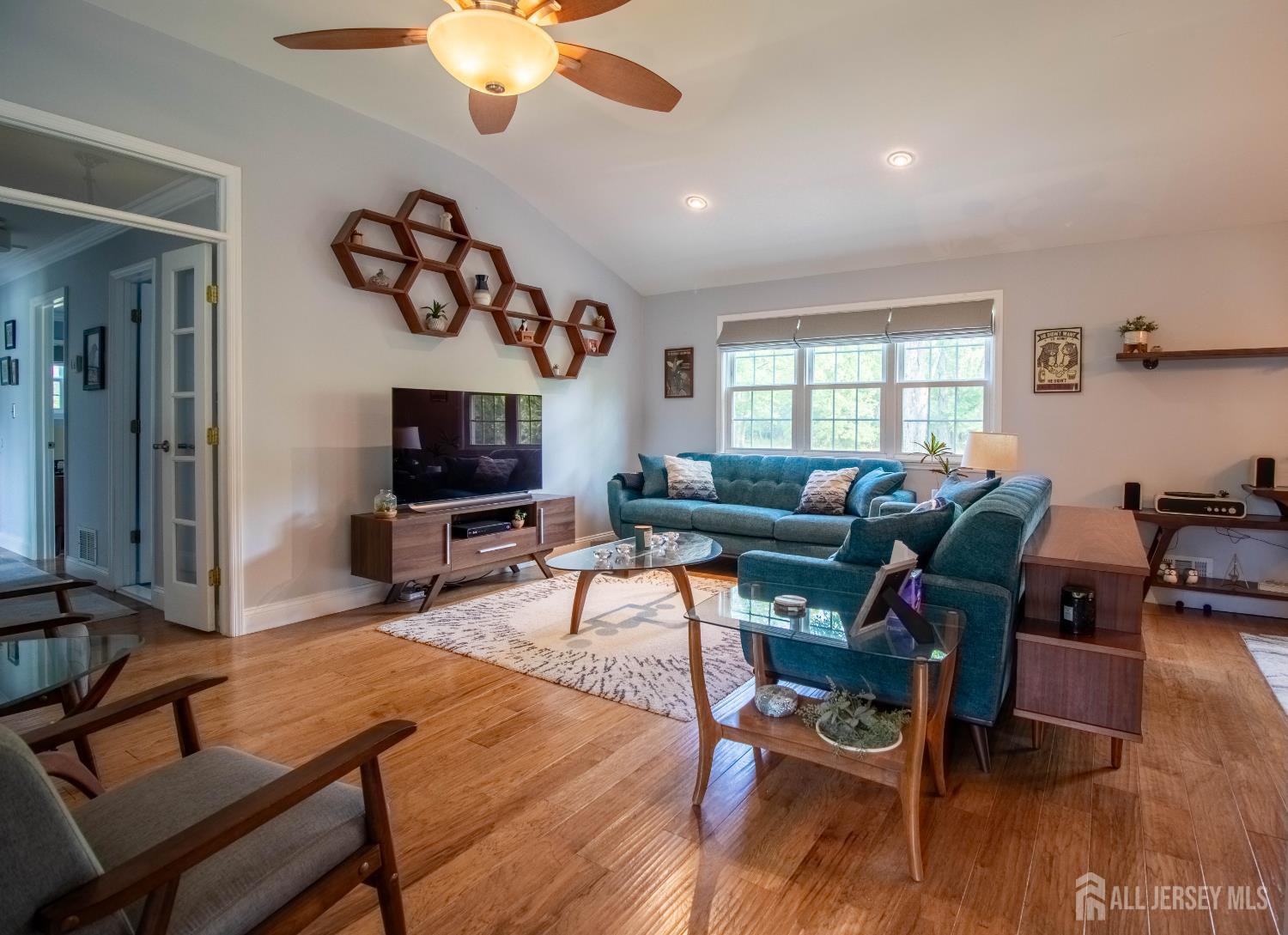 18 Nottingham Way, Hillsborough NJ 08844 - View 3