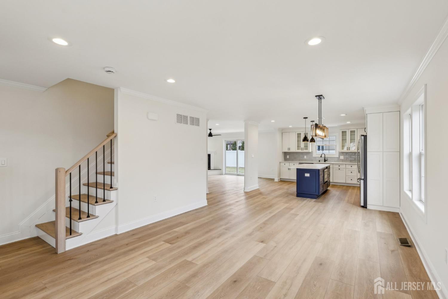 559 HOLMDEL Road, Hazlet NJ 07730 - View 2
