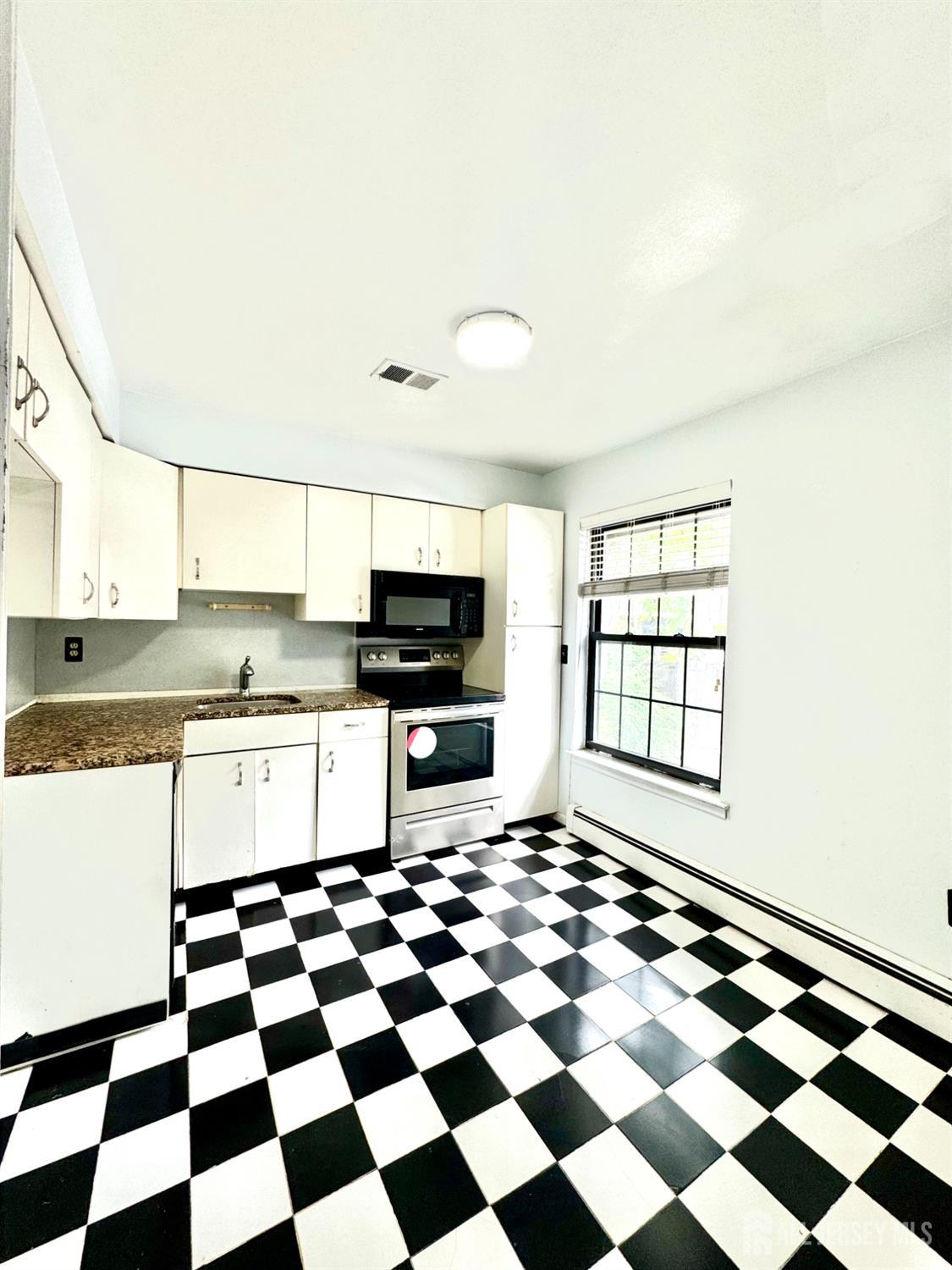 323 Gill Lane # 8H, Iselin NJ 08830 - View 5