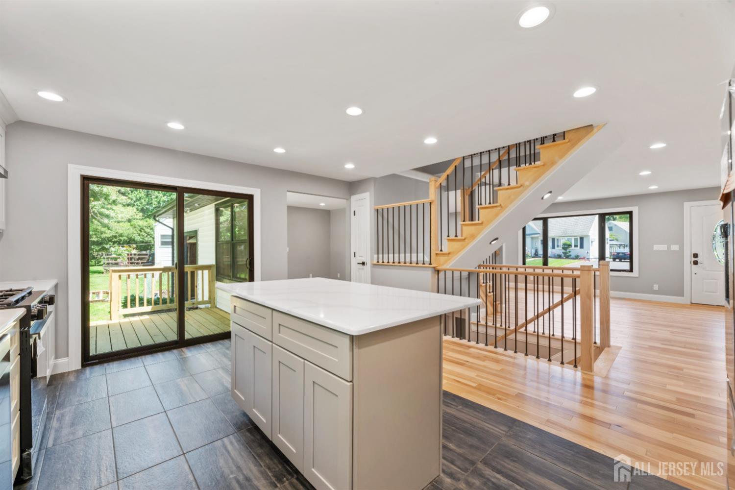 13 Lauretta Dr Drive, East Brunswick NJ 08816 - View 3