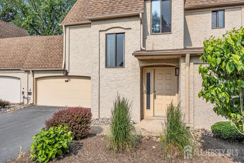4 Gate House Lane, Edison NJ 08820 - View 5