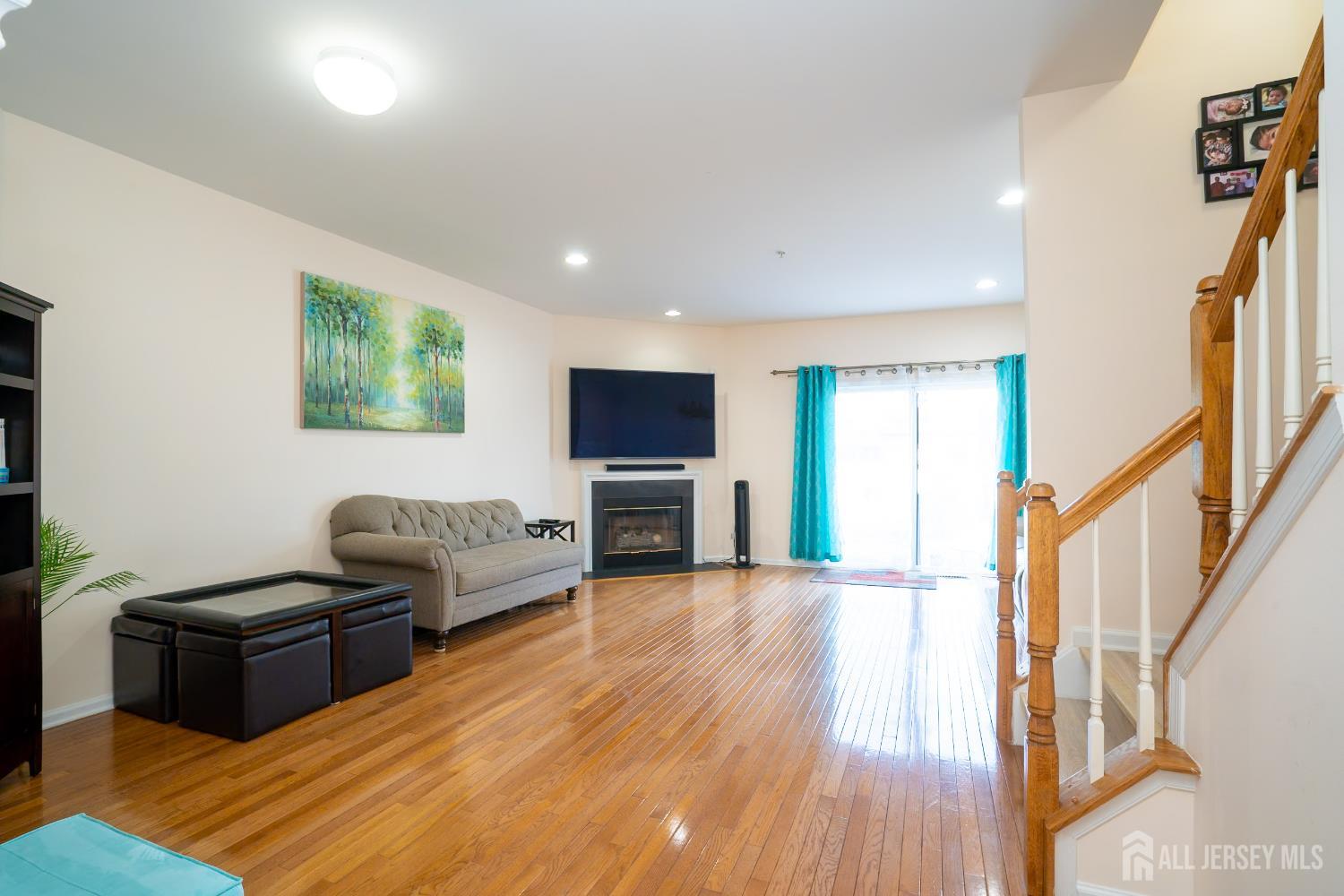 908 Blossom Circle, South Brunswick NJ 08810 - View 2