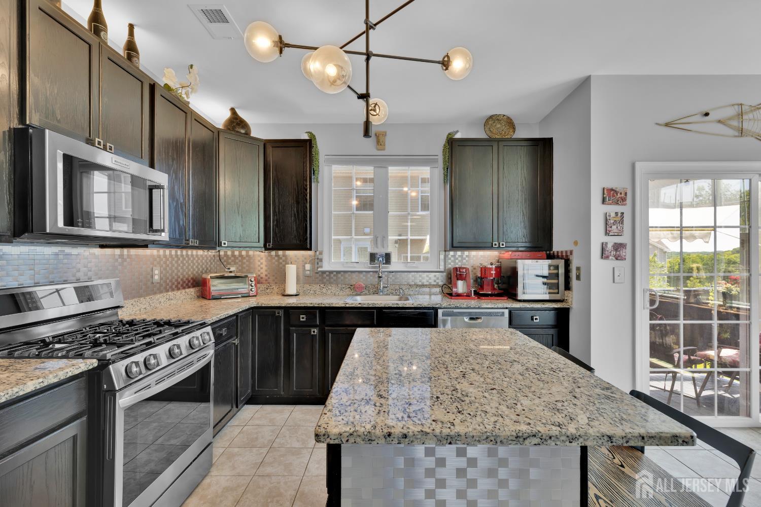 2406 Pysno Court, Parlin NJ 08859 - View 4