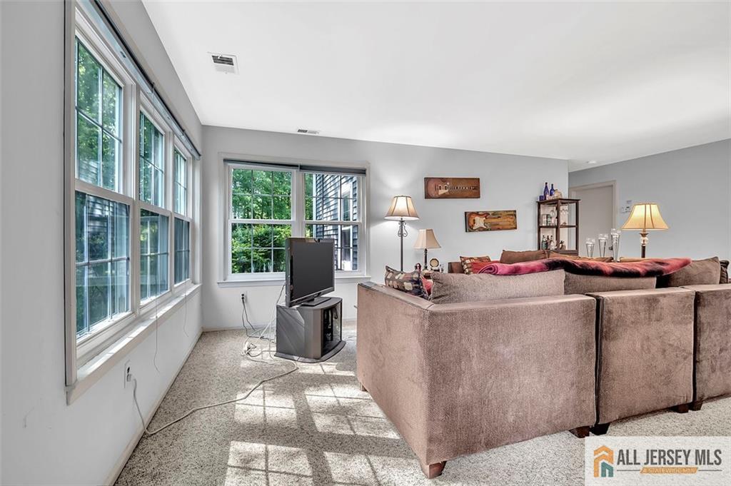 127 Pennsylvania Way, North Brunswick NJ 08902 - View 4