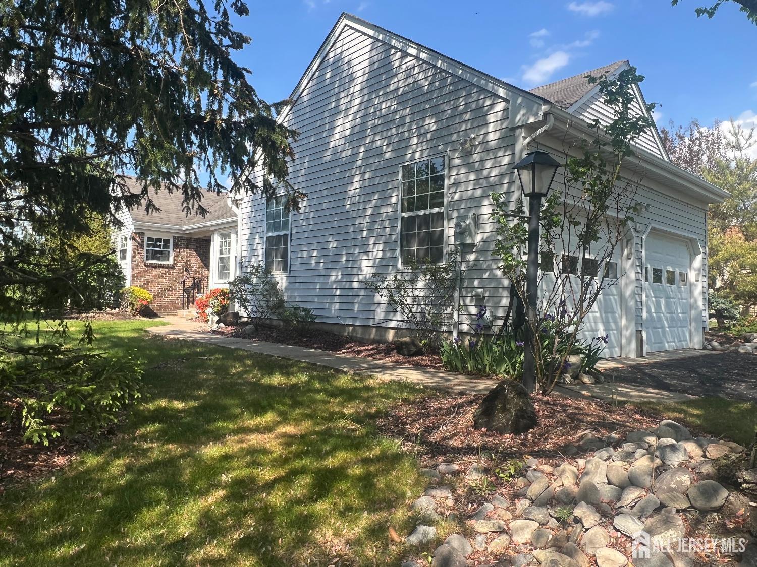 16 Canterbury Drive, Monroe NJ 08831 - View 2