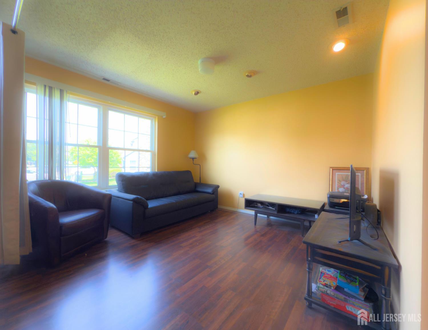 67 Nova Drive, Piscataway NJ 08854 - View 5