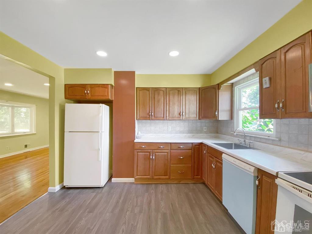 15 Race Track Road, East Brunswick NJ 08816 - View 4