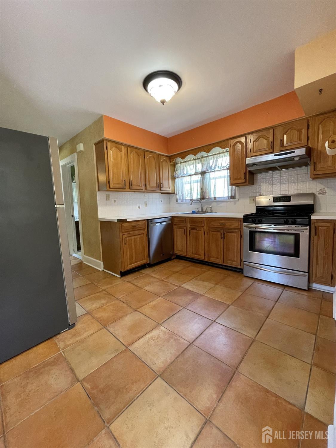 1211 So 9th Street, South Plainfield NJ 07080 - View 4