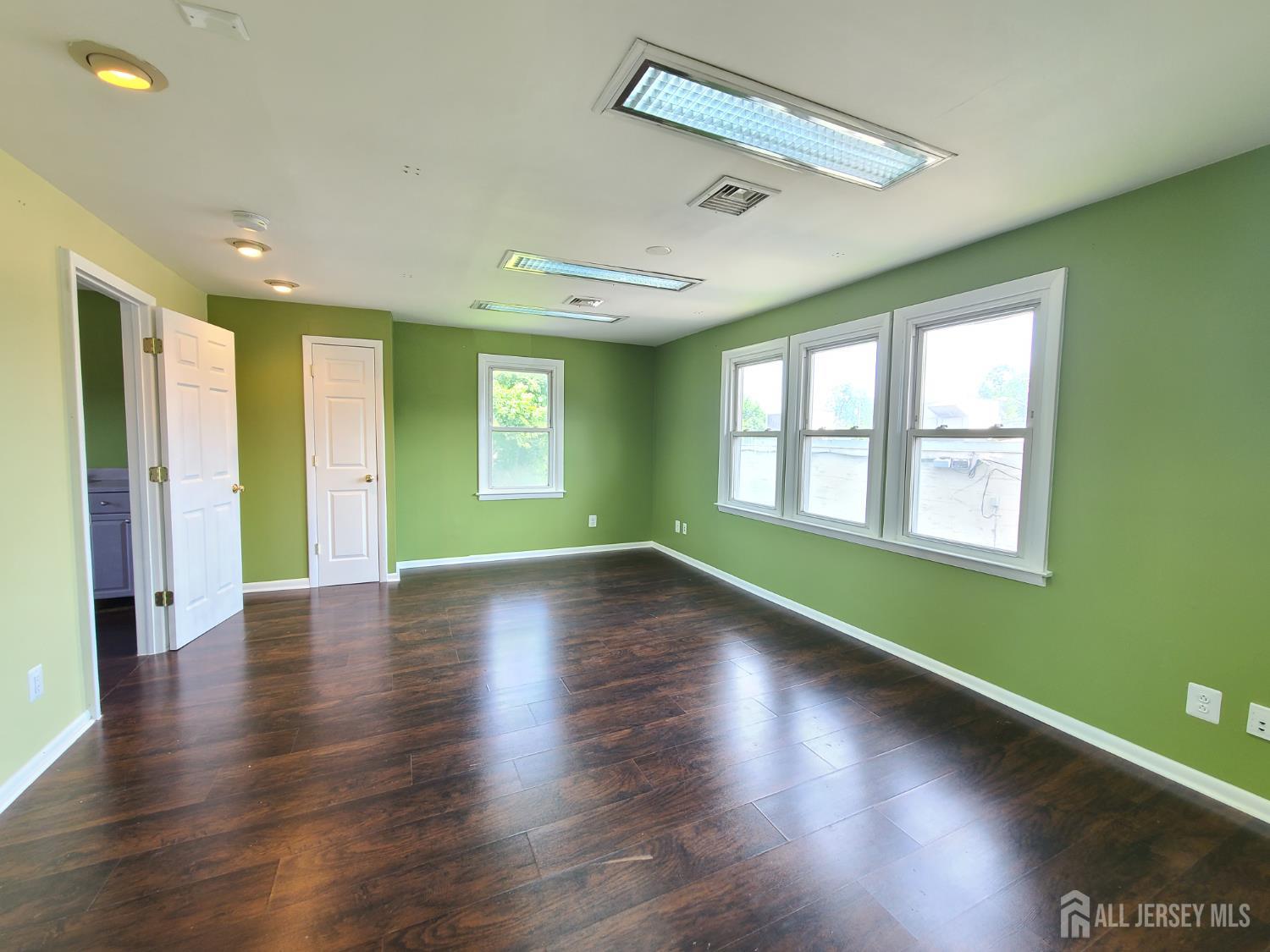 1595 Lincoln Hwy Rt.27, Edison NJ 08817 - View 3