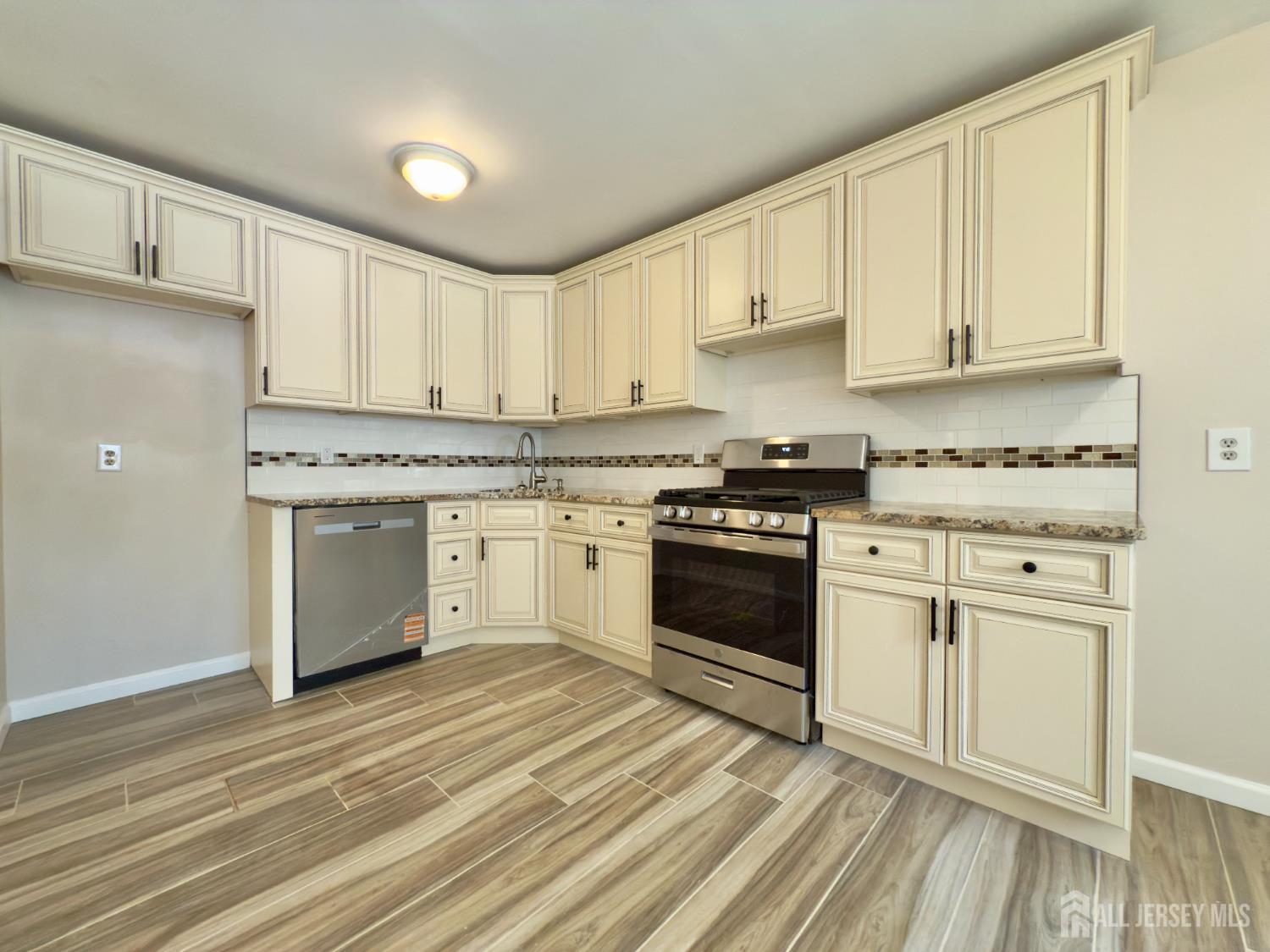 9 Lake Avenue # 4A, East Brunswick NJ 08816 - View 5