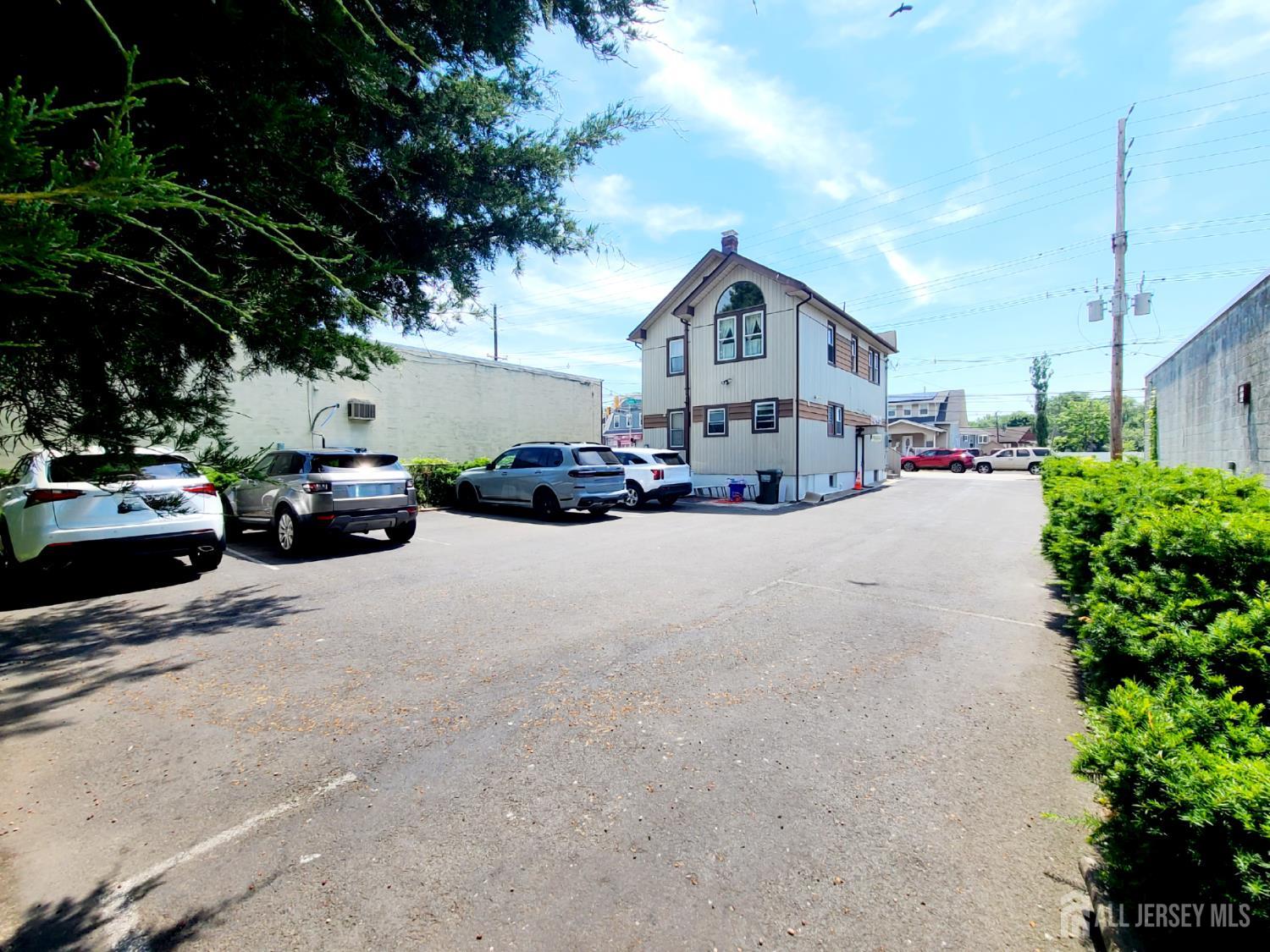 Homes for Sale in Edison, NJ