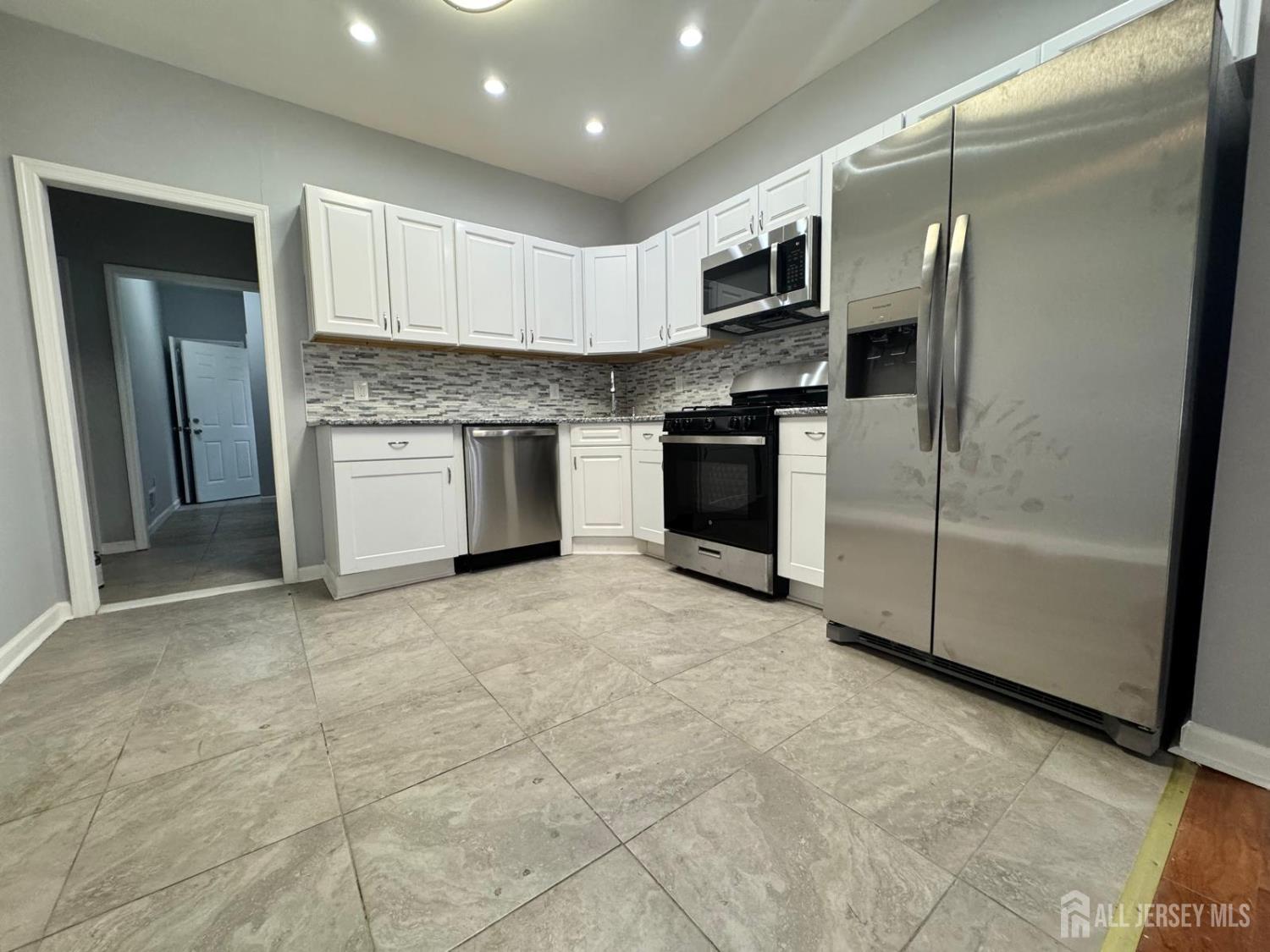 59 ROSE Terrace, Newark NJ 07108 - View 3