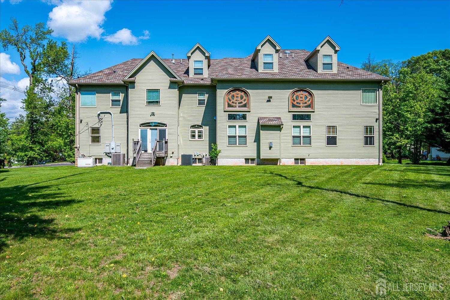 87 Ellmyer Road, Edison, NJ, 08820