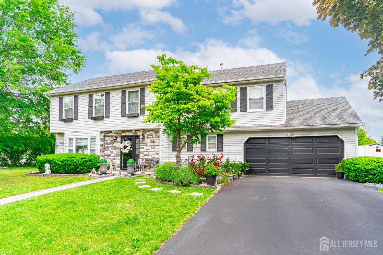24 Higgins Road, Old Bridge NJ 08857 - View 4