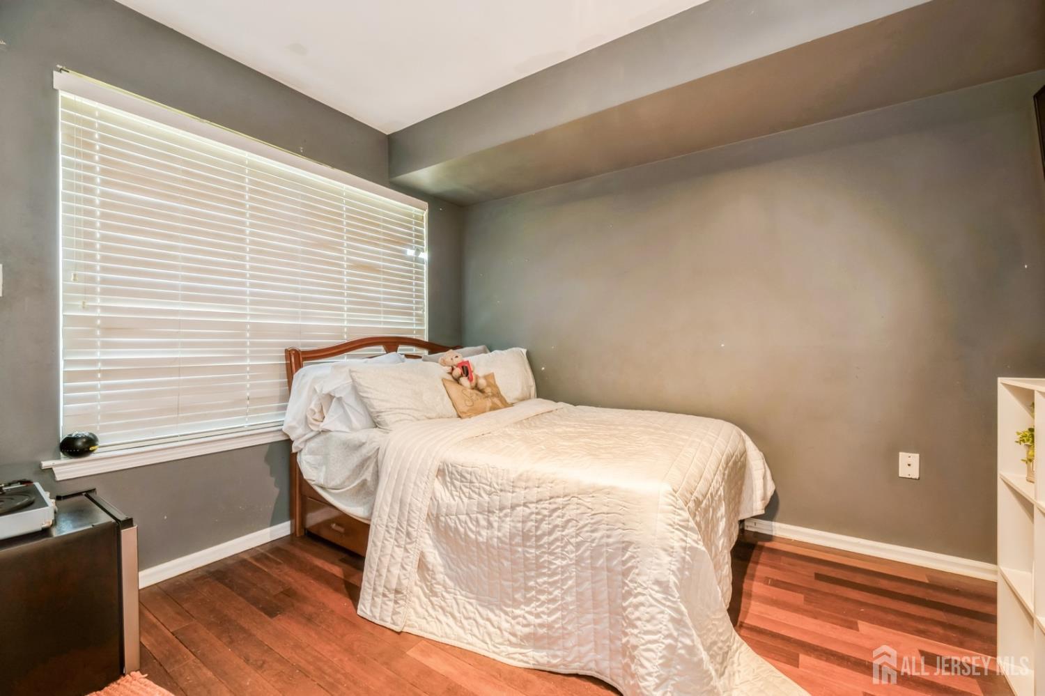 109 Giera Court, Sayreville NJ 08859 - View 5