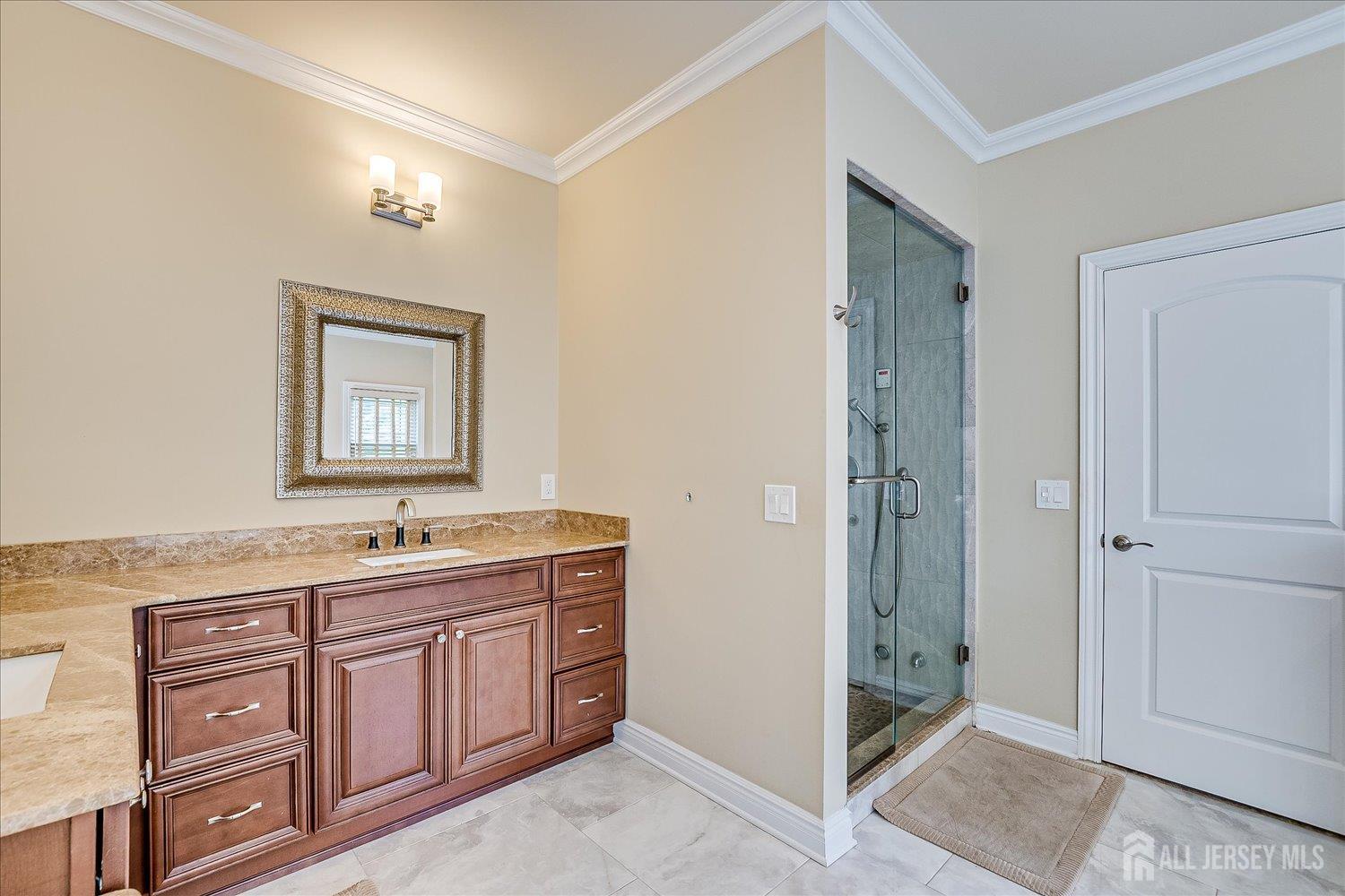 87 Ellmyer Road, Edison, NJ, 08820