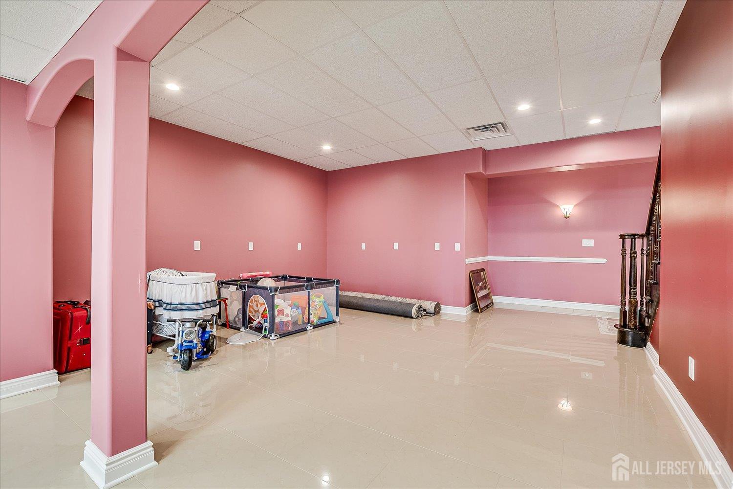 87 Ellmyer Road, Edison, NJ, 08820