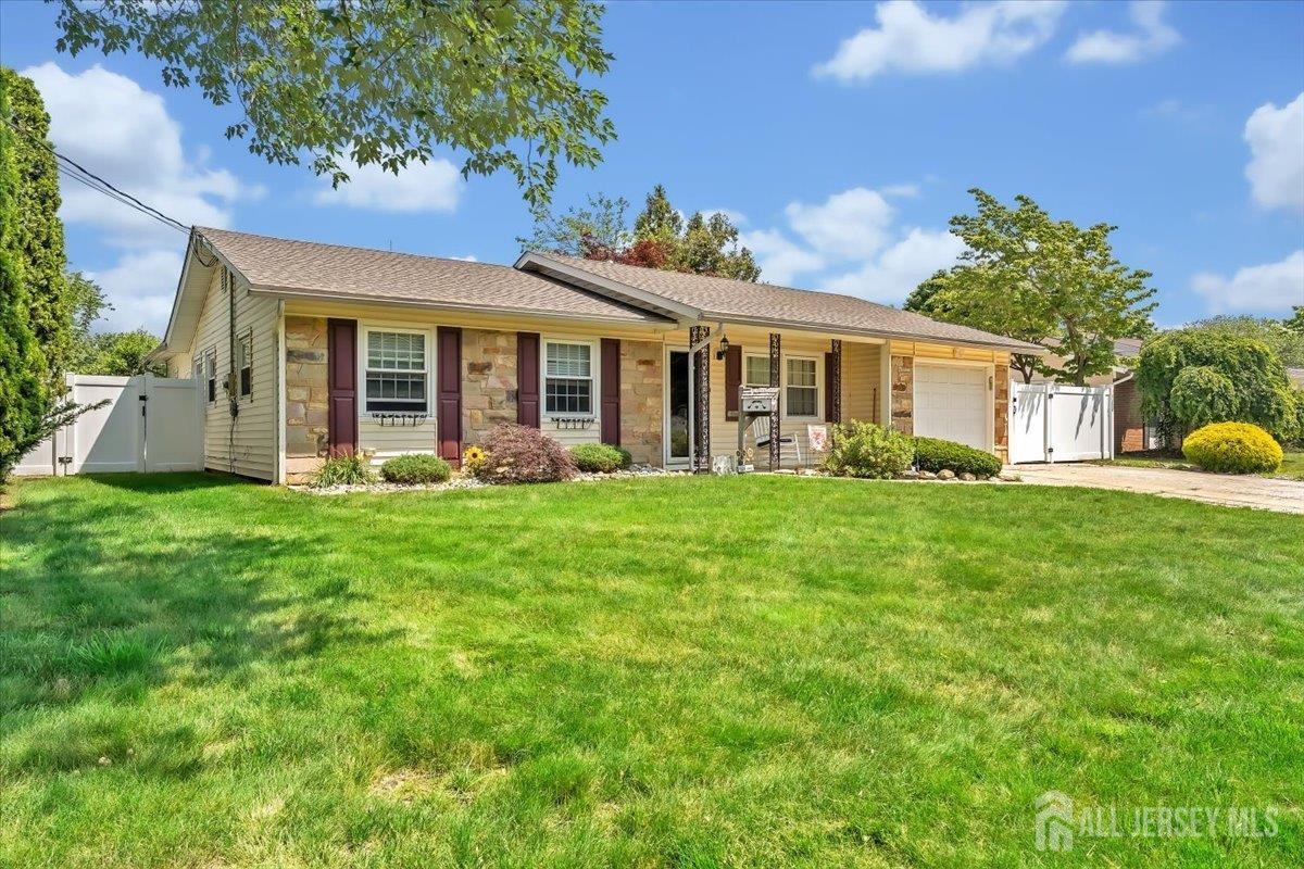 13 Sheffield Avenue, Monroe NJ 08831 - View 2