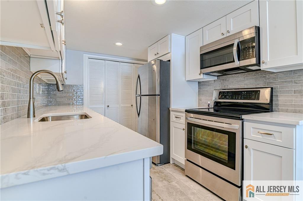 73 Chatham Drive # 73A, Monroe NJ 08831 - View 5