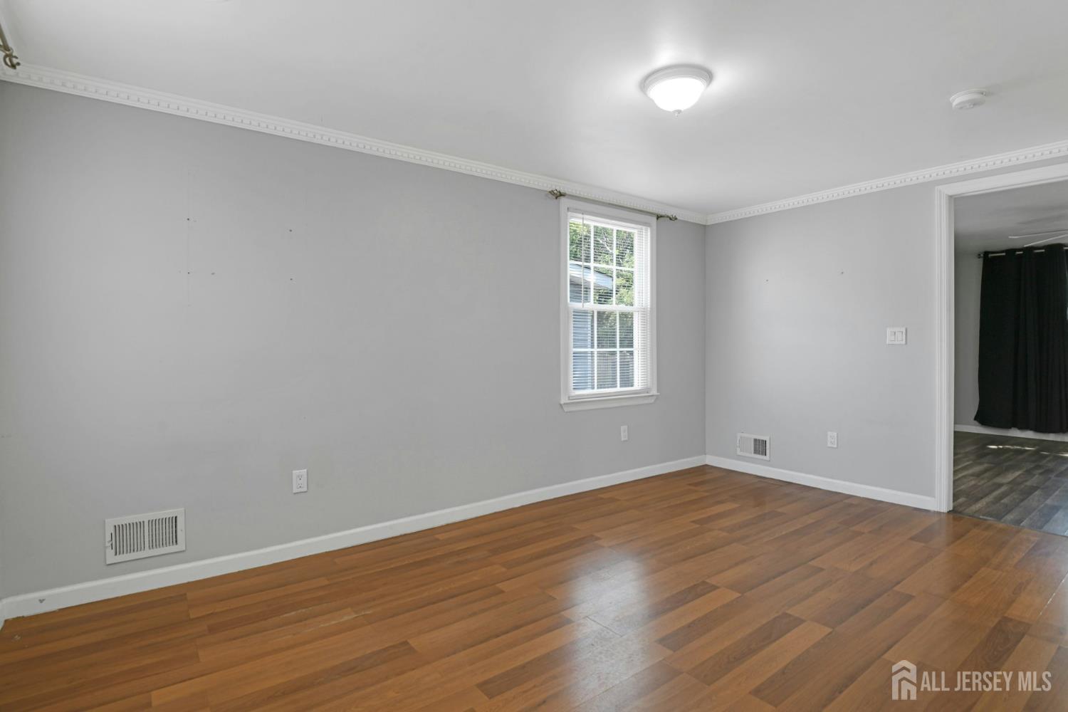 385 Shoreland Circle, Old Bridge NJ 08879 - View 3
