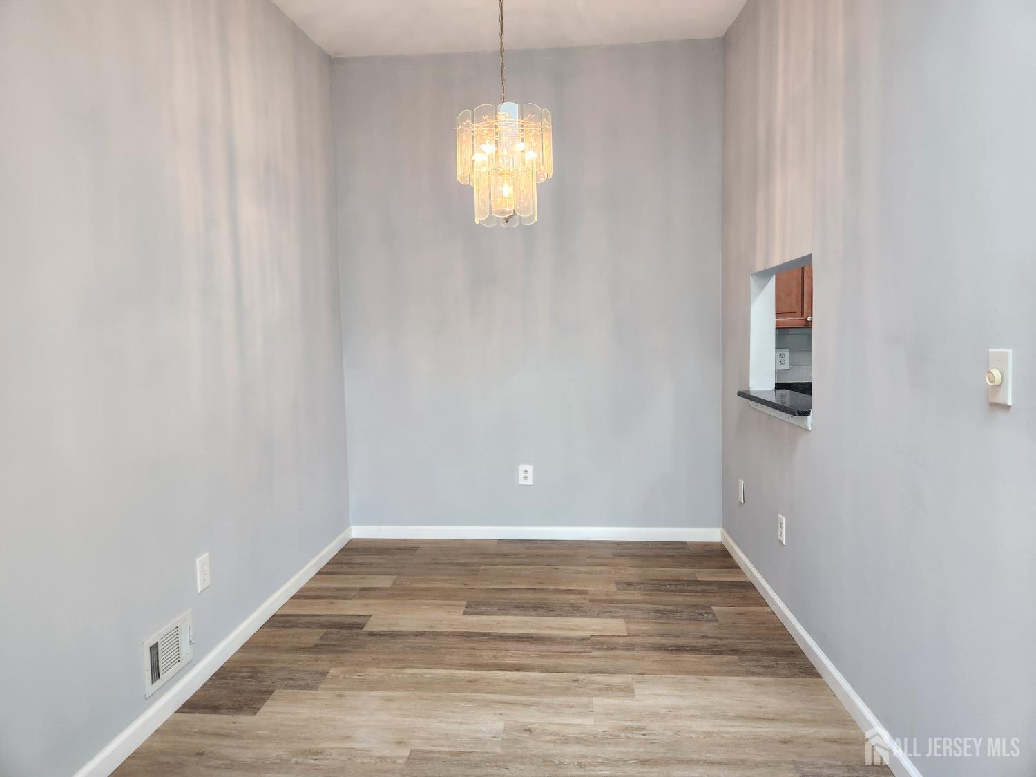 102 Canterbury Court, Piscataway NJ 08854 - View 5