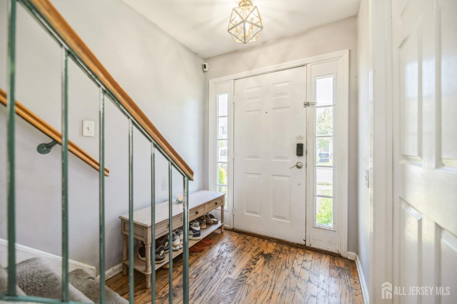 109 Giera Court, Sayreville NJ 08859 - View 4