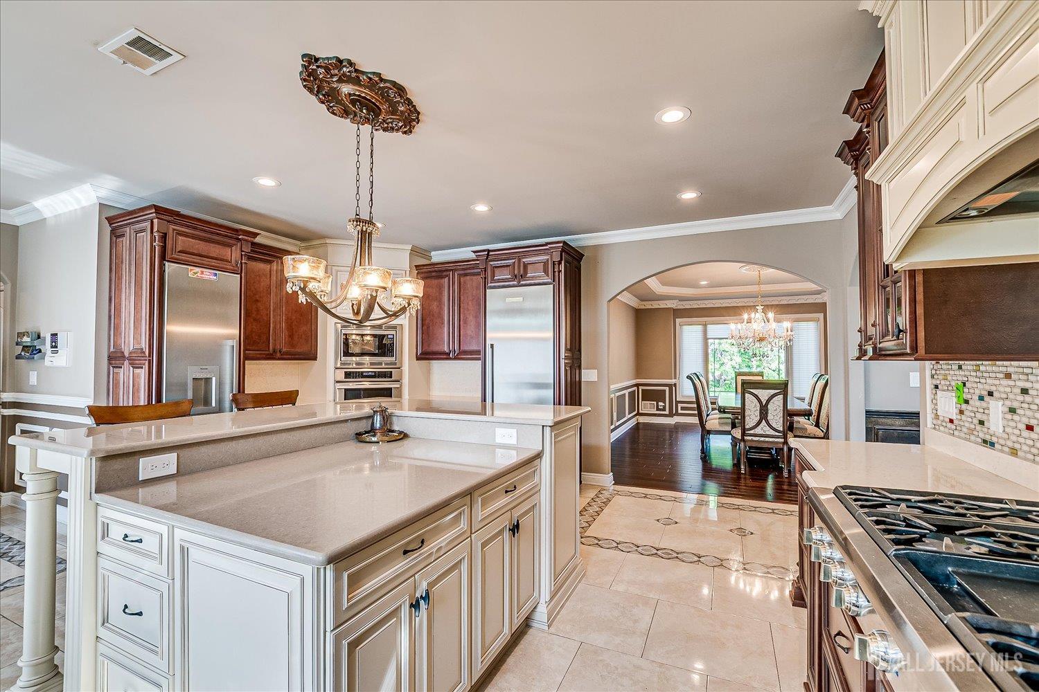 87 Ellmyer Road, Edison, NJ, 08820