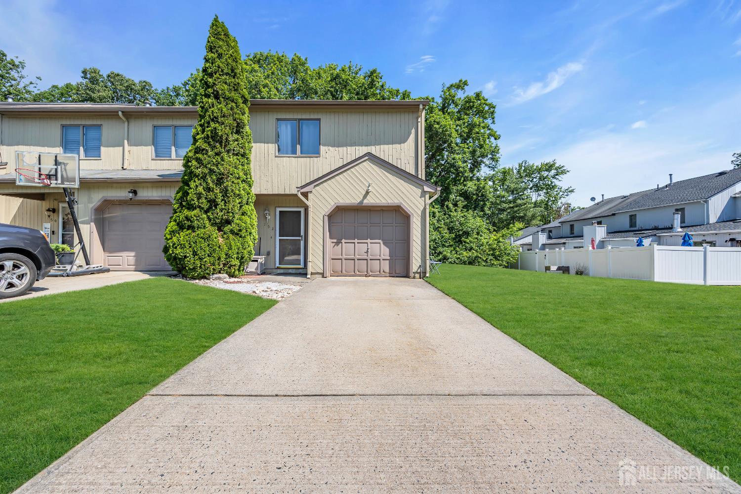 152 Redpine Loop, Old Bridge NJ 08857 - View 2
