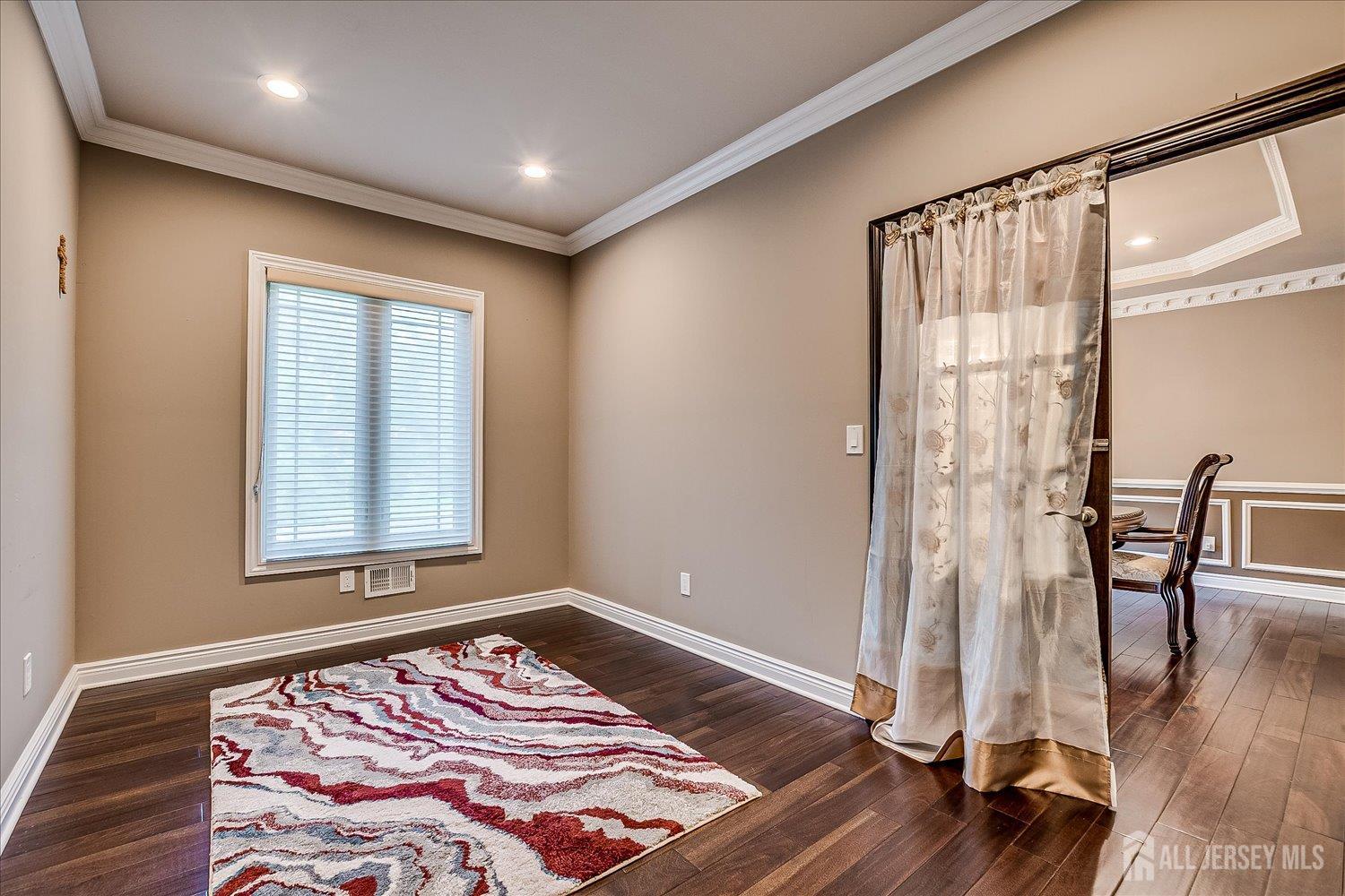 87 Ellmyer Road, Edison, NJ, 08820