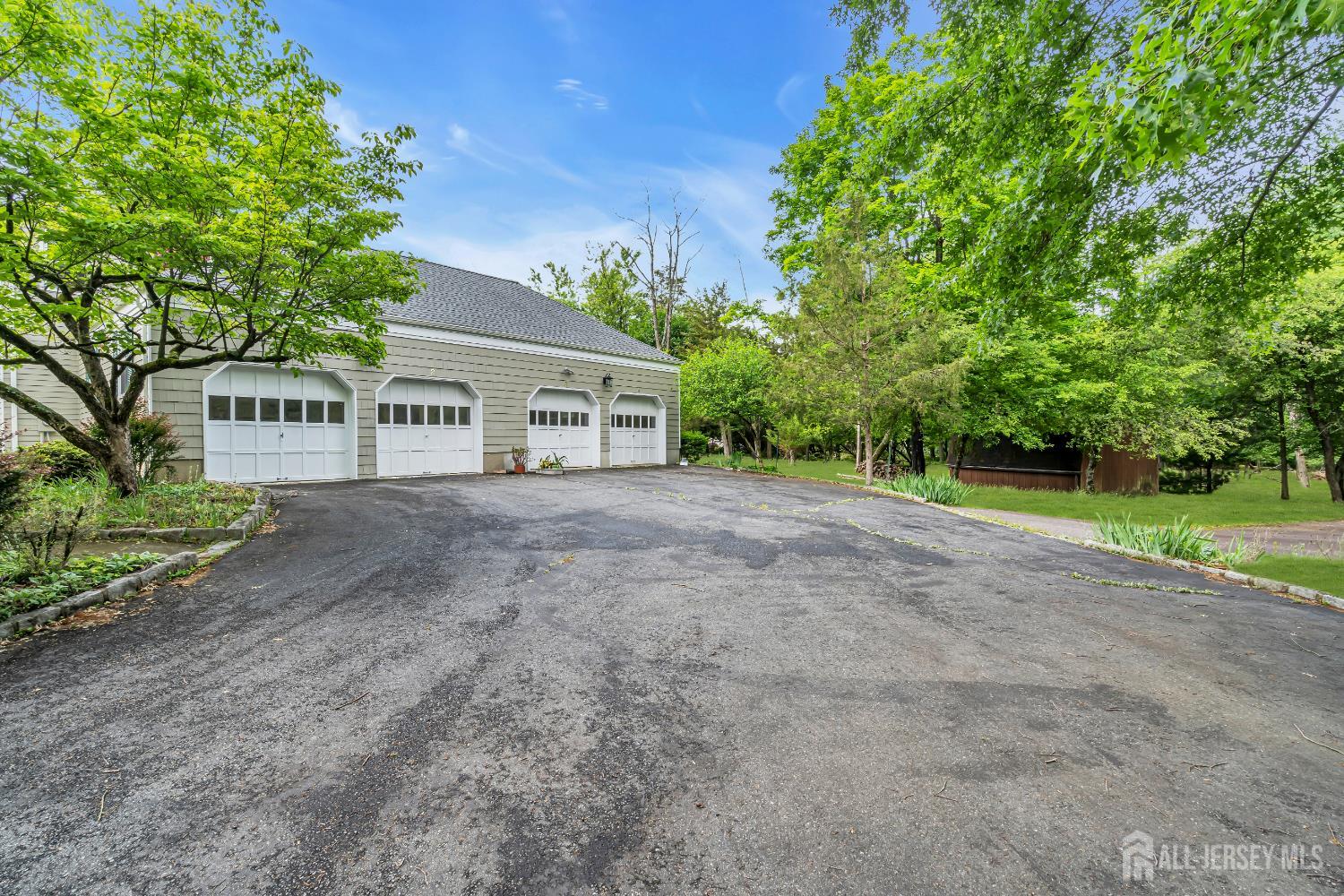 21 Shadyside Court, Branchburg NJ 08876 - View 2