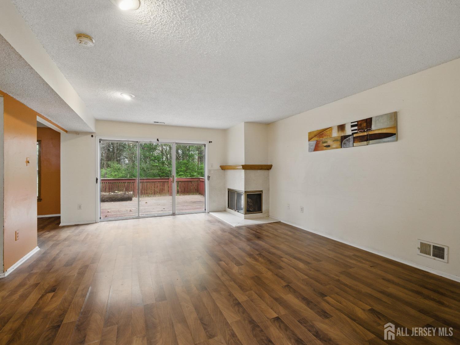 33 Avebury Place, Franklin Twsp NJ 08873 - View 4